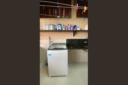 Casa à venda com 230m², 3 quartos e 3 vagas Casa à venda com 230m², 3 quartos e 3 vagasÁrea de Serviço