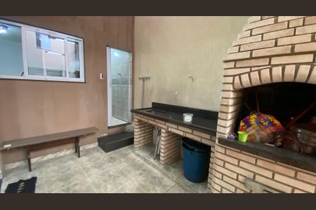 Casa à venda com 230m², 3 quartos e 3 vagas Casa à venda com 230m², 3 quartos e 3 vagasQuintal