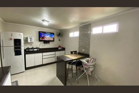 Casa à venda com 230m², 3 quartos e 3 vagas Casa à venda com 230m², 3 quartos e 3 vagasCozinha