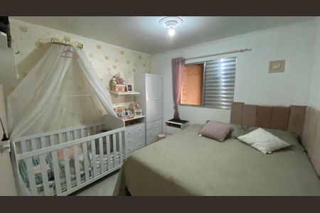 Casa à venda com 230m², 3 quartos e 3 vagas Casa à venda com 230m², 3 quartos e 3 vagasQuarto 1