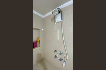 Casa à venda com 230m², 3 quartos e 3 vagas Casa à venda com 230m², 3 quartos e 3 vagasBanheiro da Suíte