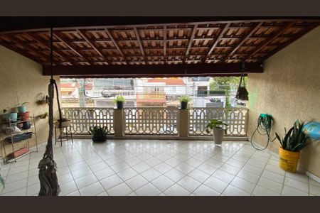 Casa à venda com 230m², 3 quartos e 3 vagas Casa à venda com 230m², 3 quartos e 3 vagasSuite Varanda