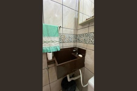 Casa à venda com 230m², 3 quartos e 3 vagas Casa à venda com 230m², 3 quartos e 3 vagasBanheiro de Serviço