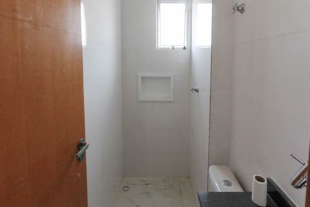 Apartamento à venda com 35m², 2 quartos e sem vagaBanheiro