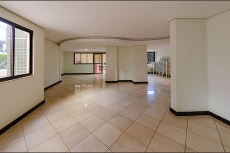 Apartamento à venda com 178m², 4 quartos e 3 vagas Apartamento à venda com 178m², 4 quartos e 3 vagasÁrea comum