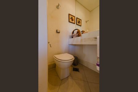 Apartamento à venda com 178m², 4 quartos e 3 vagas Apartamento à venda com 178m², 4 quartos e 3 vagasLavabo