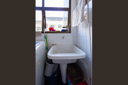 Apartamento à venda com 178m², 4 quartos e 3 vagas Apartamento à venda com 178m², 4 quartos e 3 vagasÁrea de serviço