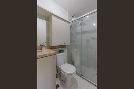 Apartamento à venda com 46m², 2 quartos e 1 vaga Apartamento à venda com 46m², 2 quartos e 1 vagaBanheiro