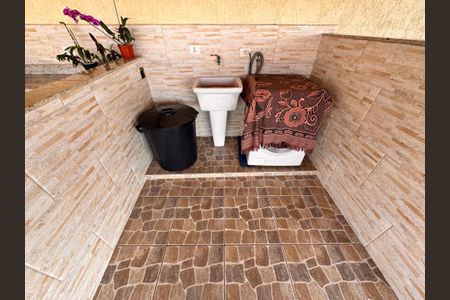 Apartamento para alugar com 202m², 2 quartos e 2 vagas Apartamento para alugar com 202m², 2 quartos e 2 vagasLavanderia