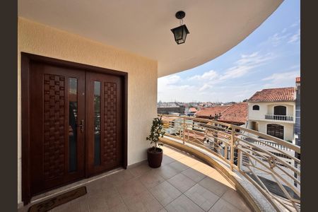 Apartamento para alugar com 202m², 2 quartos e 2 vagas Apartamento para alugar com 202m², 2 quartos e 2 vagasVaranda integrativa entre a sala, quarto e suíte