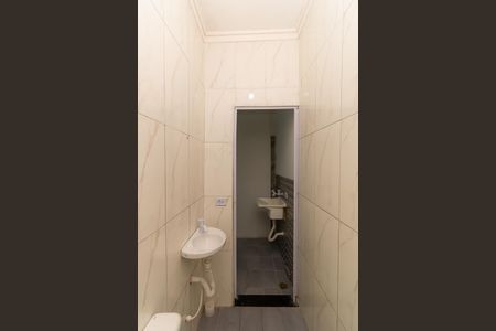 Apartamento para alugar com 25m², 2 quartos e sem vaga Apartamento para alugar com 25m², 2 quartos e sem vaga Banheiro