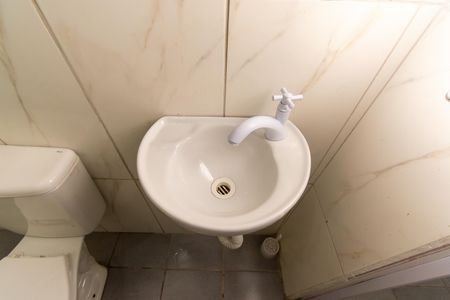 Apartamento para alugar com 25m², 2 quartos e sem vaga Apartamento para alugar com 25m², 2 quartos e sem vaga Banheiro