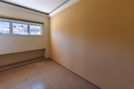 Casa de condomínio à venda com 291m², 3 quartos e 4 vagas Casa de condomínio à venda com 291m², 3 quartos e 4 vagasSuíte 3