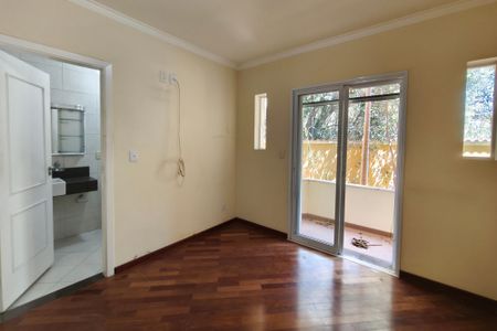 Casa de condomínio à venda com 291m², 3 quartos e 4 vagas Casa de condomínio à venda com 291m², 3 quartos e 4 vagasSuíte 2