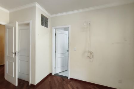 Casa de condomínio à venda com 291m², 3 quartos e 4 vagas Casa de condomínio à venda com 291m², 3 quartos e 4 vagasSuíte 2