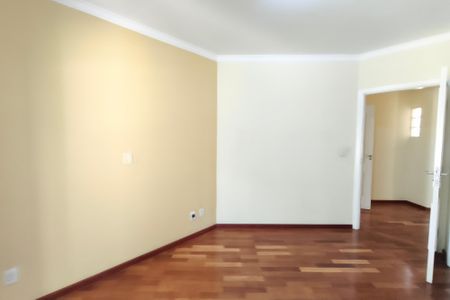 Casa de condomínio à venda com 291m², 3 quartos e 4 vagas Casa de condomínio à venda com 291m², 3 quartos e 4 vagasSuíte 2