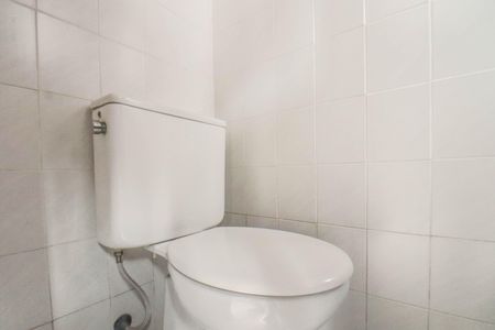 Apartamento à venda com 86m², 2 quartos e 1 vaga Apartamento à venda com 86m², 2 quartos e 1 vagaBanheiro de Serviço