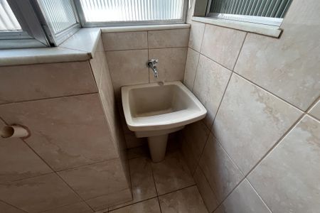 Apartamento à venda com 82m², 3 quartos e 1 vagaÁrea de Serviço