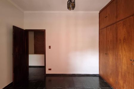 Casa à venda com 242m², 5 quartos e 5 vagas