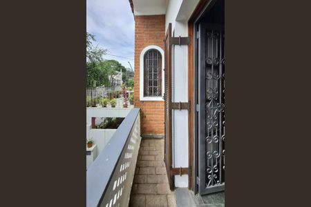Casa à venda com 242m², 5 quartos e 5 vagas