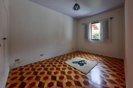 Casa à venda com 242m², 5 quartos e 5 vagas