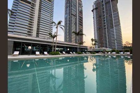 Apartamento à venda com 384m², 4 quartos e 5 vagas