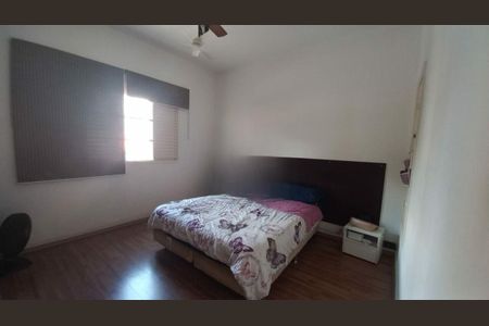 Casa à venda com 260m², 3 quartos e 2 vagas