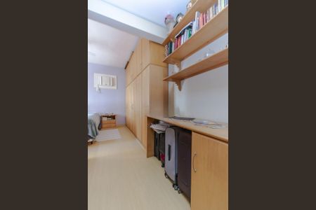 Apartamento à venda com 107m², 3 quartos e 1 vaga Apartamento à venda com 107m², 3 quartos e 1 vagaQuarto 1