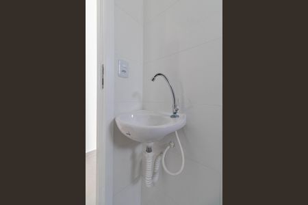 Casa para alugar com 48m², 1 quarto e sem vaga Casa para alugar com 48m², 1 quarto e sem vagaBanheiro