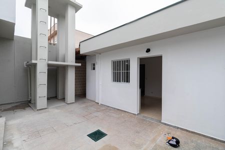 Casa para alugar com 48m², 1 quarto e sem vaga Casa para alugar com 48m², 1 quarto e sem vagaÁrea Externa