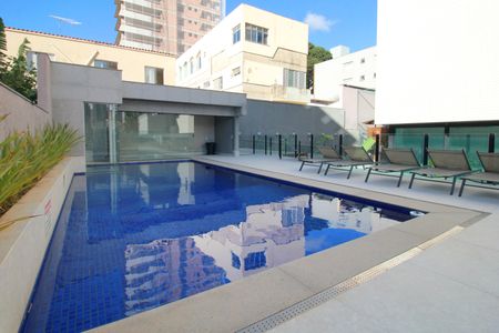 Apartamento para alugar com 150m², 3 quartos e 4 vagasÁrea comum - Piscina
