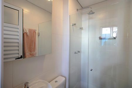 Apartamento para alugar com 150m², 3 quartos e 4 vagasBanheiro de serviço