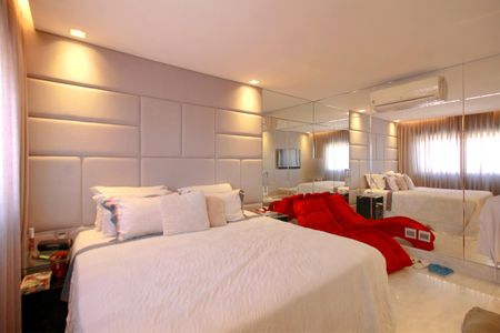 Apartamento para alugar com 150m², 3 quartos e 4 vagasSuite 1