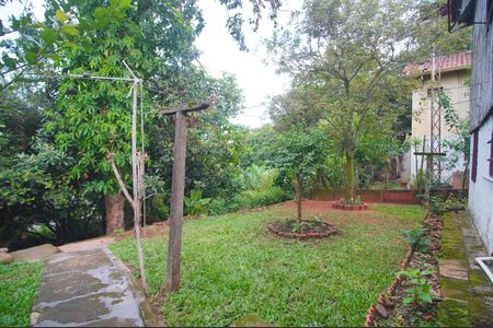 Casa à venda com 80m², 2 quartos e 1 vagaQuintal