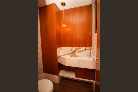 Apartamento à venda com 105m², 3 quartos e 2 vagas Apartamento à venda com 105m², 3 quartos e 2 vagasLavabo
