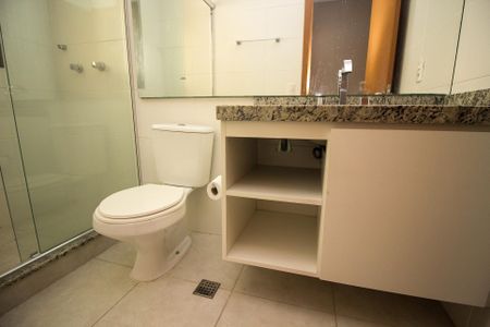 Apartamento à venda com 105m², 3 quartos e 2 vagas Apartamento à venda com 105m², 3 quartos e 2 vagasBanheiro