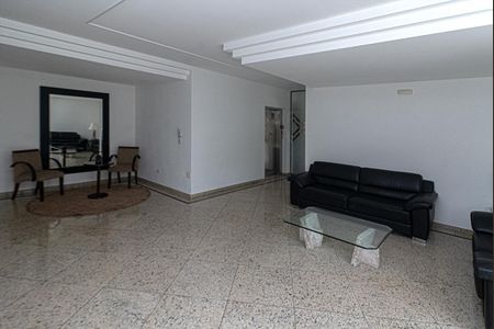Apartamento à venda com 150m², 3 quartos e 3 vagas Apartamento à venda com 150m², 3 quartos e 3 vagasÁrea comum