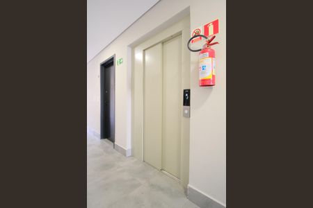 Apartamento à venda com 33m², 1 quarto e 1 vagaÁrea comum