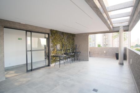 Apartamento à venda com 33m², 1 quarto e 1 vagaÁrea comum