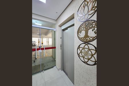 Apartamento à venda com 84m², 3 quartos e 2 vagas Apartamento à venda com 84m², 3 quartos e 2 vagasÁrea comum - elevador