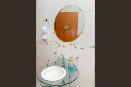 Casa à venda com 200m², 5 quartos e 2 vagasLavabo