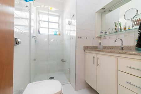 Casa à venda com 200m², 5 quartos e 2 vagasBanheiro da Suíte