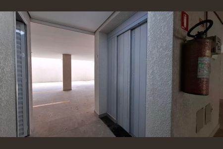 Apartamento à venda com 106m², 2 quartos e 1 vagaElevador