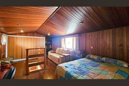Casa à venda com 350m², 4 quartos e 3 vagas Casa à venda com 350m², 4 quartos e 3 vagasQuarto 3