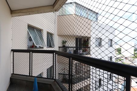 Apartamento à venda com 150m², 2 quartos e 2 vagasVaranda