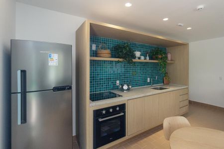 Studio à venda com 28m², 1 quarto e sem vagaÁrea comum - Salão de festas