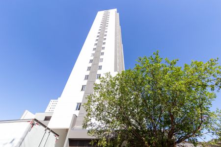 Apartamento à venda com 35m², 2 quartos e sem vaga Apartamento à venda com 35m², 2 quartos e sem vagaFachada