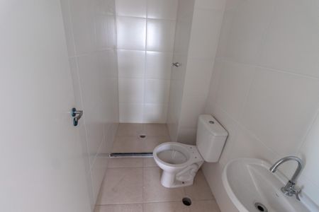 Apartamento à venda com 35m², 2 quartos e sem vaga Apartamento à venda com 35m², 2 quartos e sem vagaBanheiro