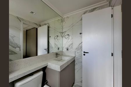 Apartamento para alugar com 108m², 3 quartos e 2 vagas Apartamento para alugar com 108m², 3 quartos e 2 vagasBanheiro Suíte 2