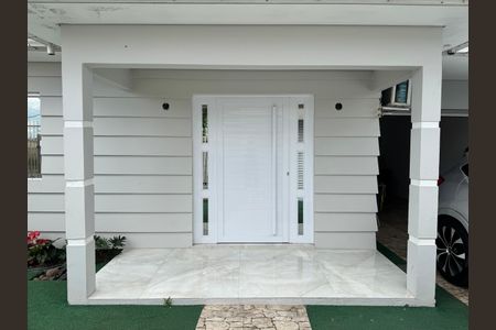 Casa à venda com 118m², 2 quartos e 2 vagas Casa à venda com 118m², 2 quartos e 2 vagasÁrea Externa